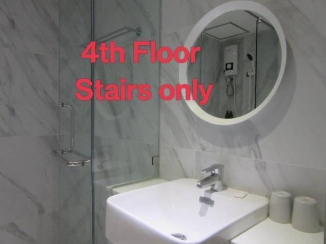 Urban House Hotel Bangkok Ngoại thất bức ảnh