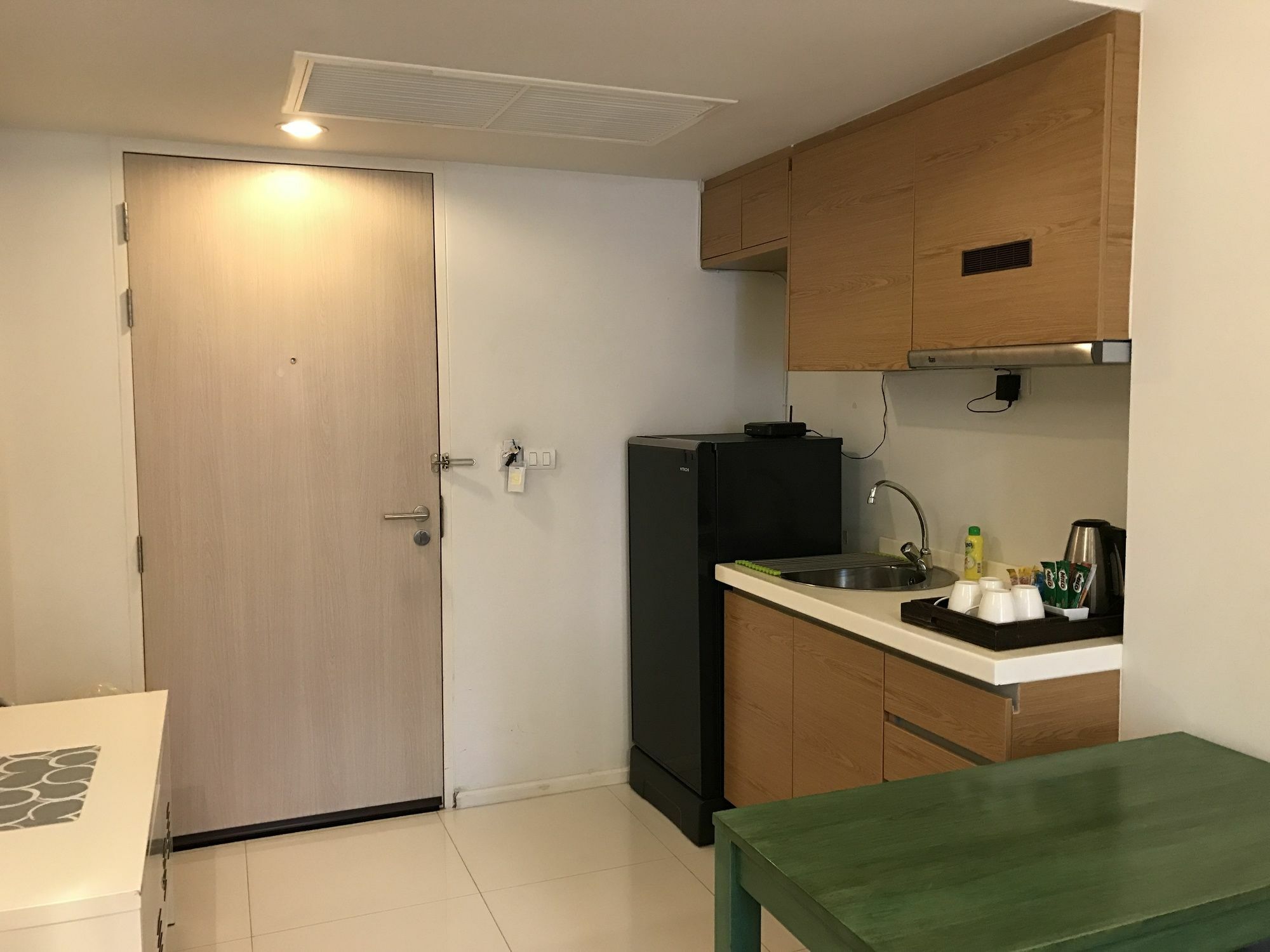 Urban House Hotel Bangkok Ngoại thất bức ảnh