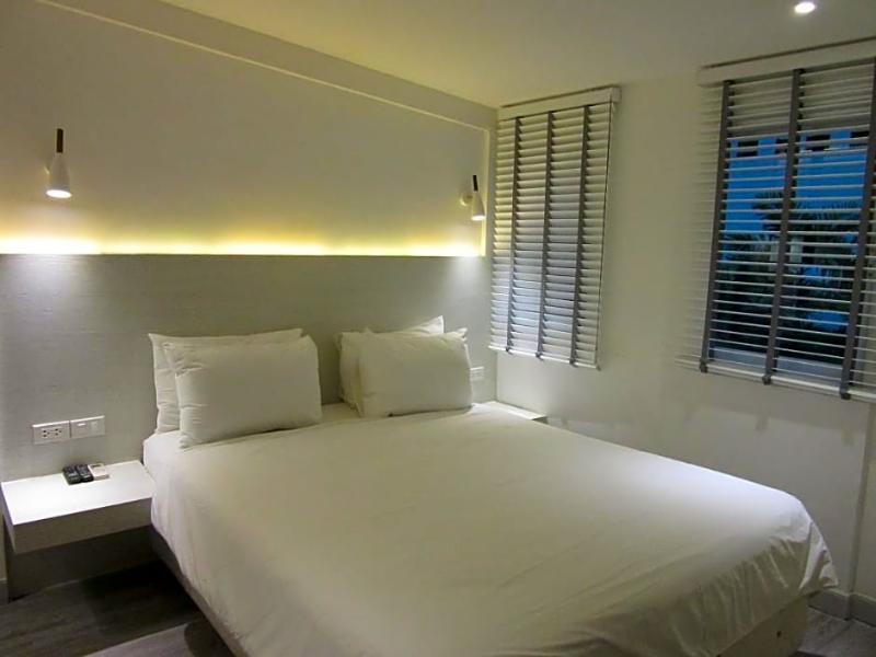 Urban House Hotel Bangkok Ngoại thất bức ảnh